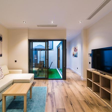 Seville Luxury Downtown Suite ภายนอก รูปภาพ