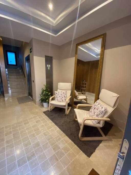 Seville Luxury Downtown Suite ภายนอก รูปภาพ